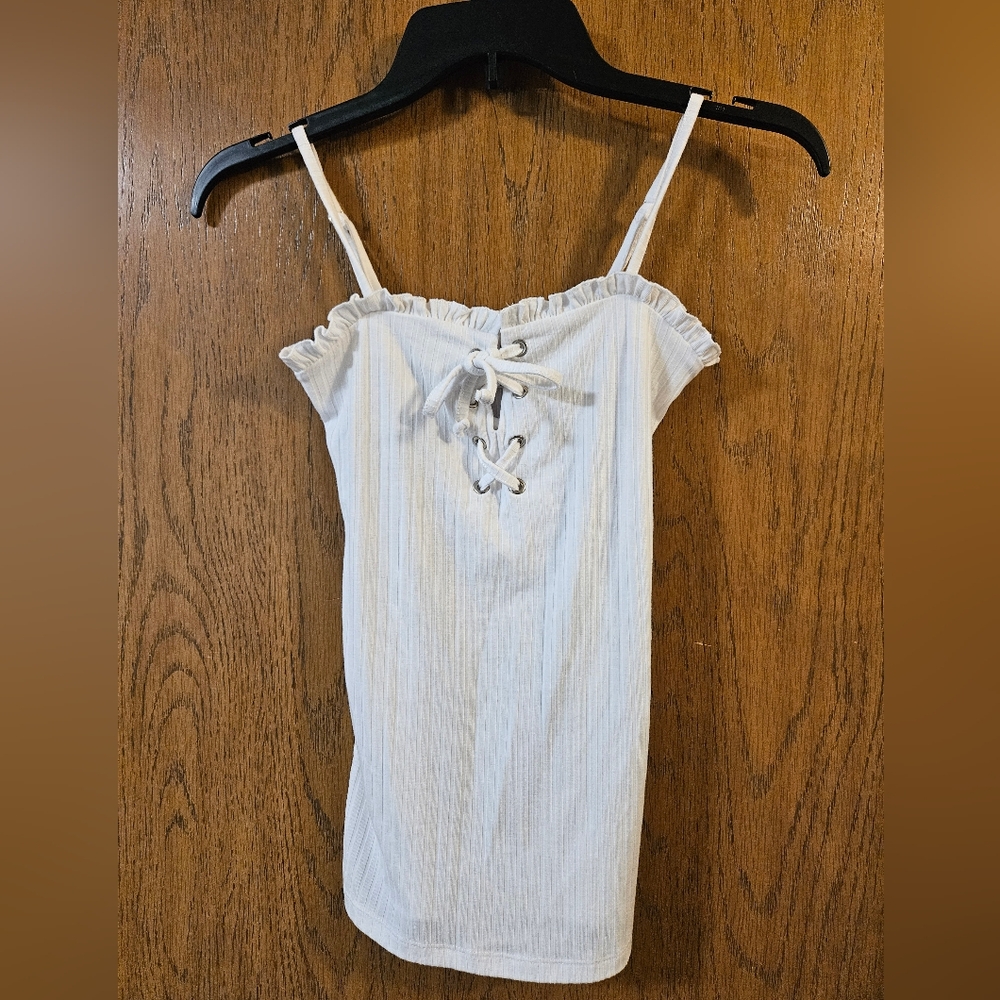 Like New Venus Ruffle Top Silver Eyelette Ribbed Lace-Up Tank Top